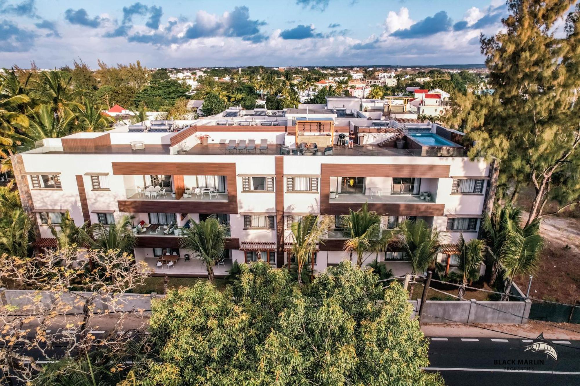 Black Marlin Apartments Pereybere Beach Buitenkant foto